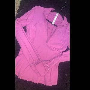 Lululemon run briskly 1/2 zip